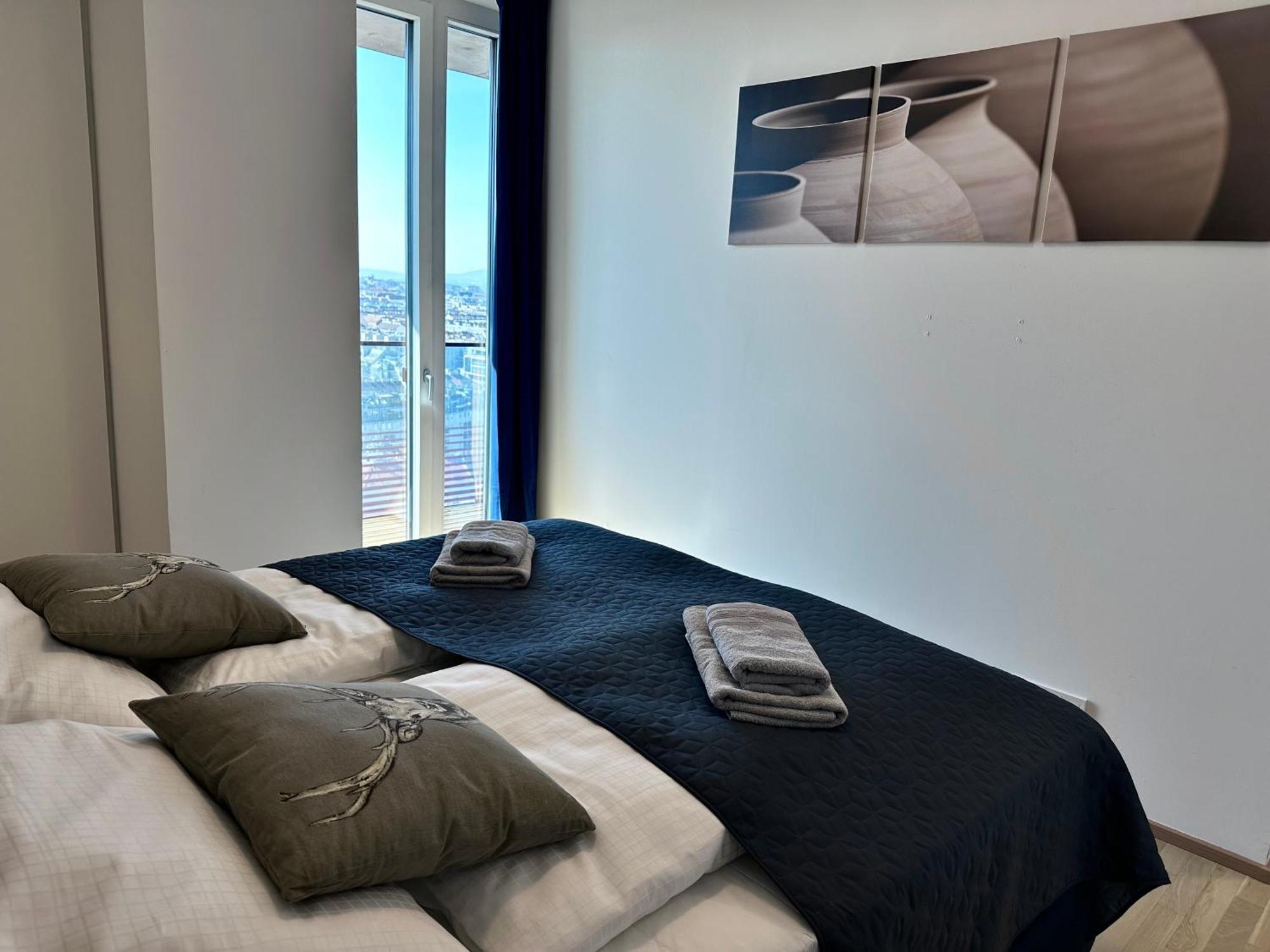 Panorama Sky Apartment I Rooftop Pool I Metro Station 비엔나 외부 사진