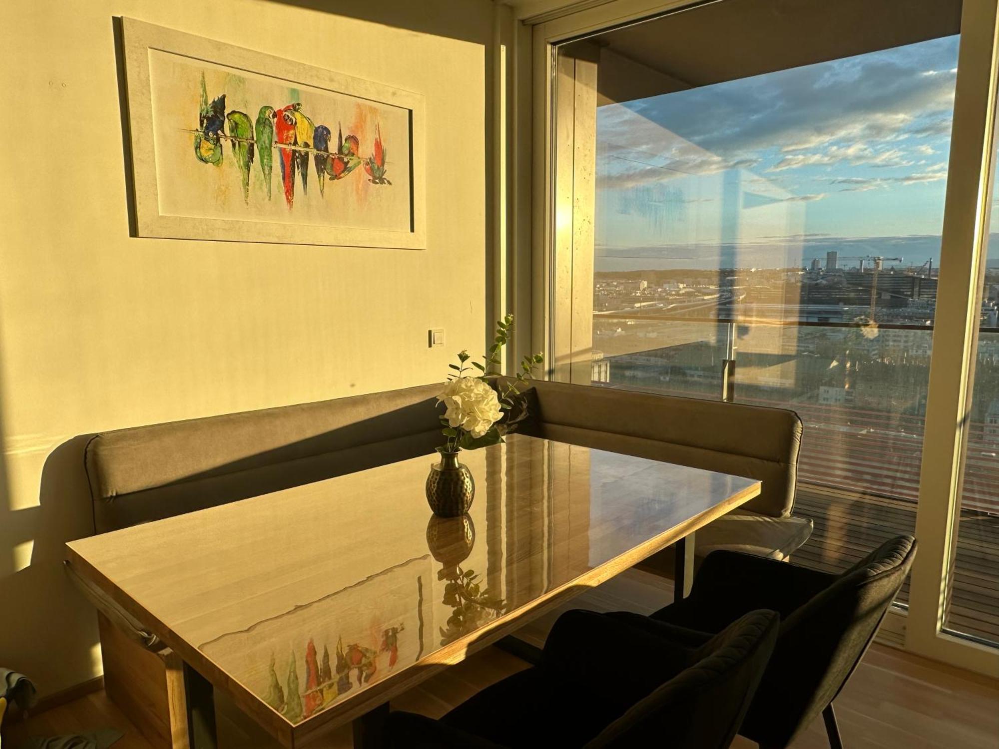 Panorama Sky Apartment I Rooftop Pool I Metro Station 비엔나 외부 사진