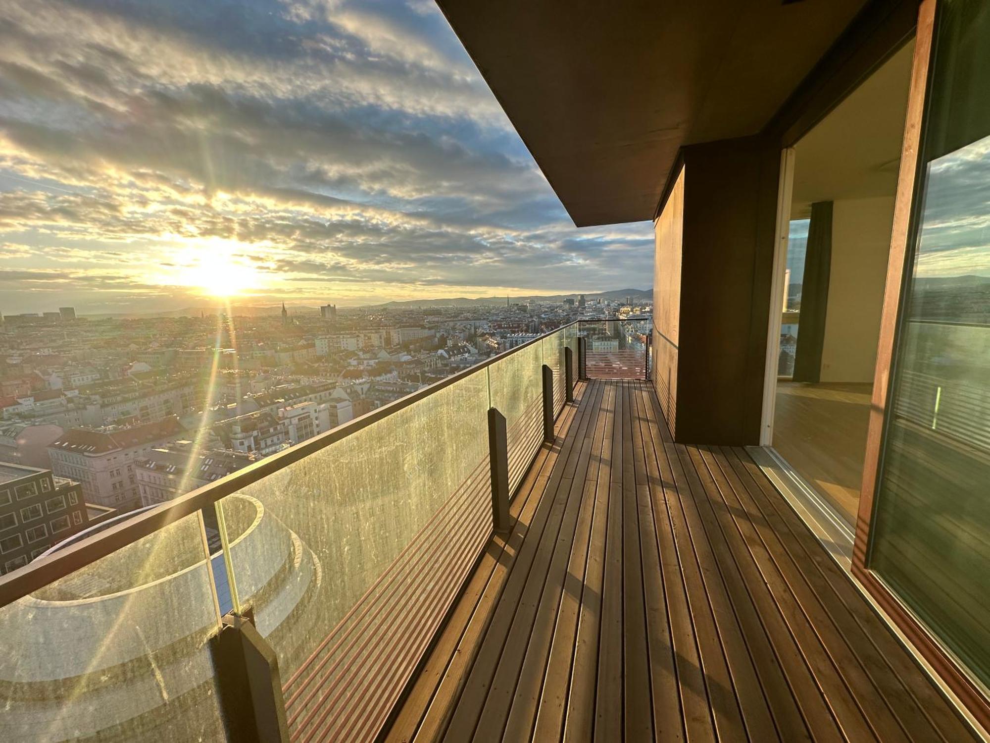 Panorama Sky Apartment I Rooftop Pool I Metro Station 비엔나 외부 사진